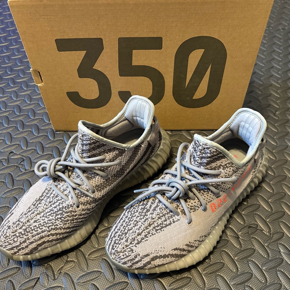 Yeezy Boost 350 V2 Beluga Gray Mens Size 9.5 Excellent Condition